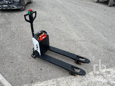 BOBCAT LPM15N Electric (Unused) - Transpalette: photos 4 BOBCAT LPM15N Electric (Unused) - Transpalette: photos 4