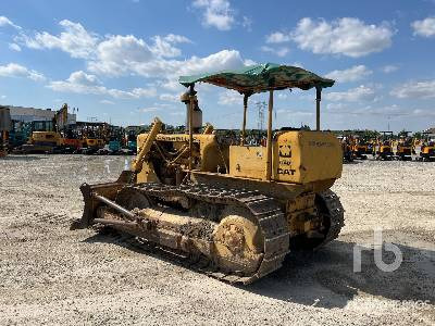 CAT D4D - Bulldozer: photos 2 CAT D4D - Bulldozer: photos 2