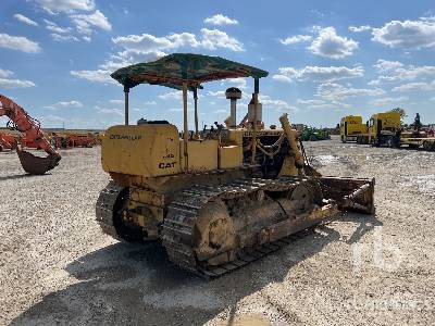 CAT D4D - Bulldozer: photos 3 CAT D4D - Bulldozer: photos 3