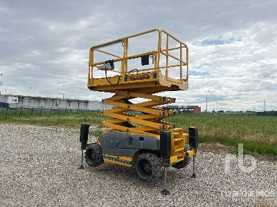 HAULOTTE COMPACT 12DX - Nacelle ciseaux: photos 2 HAULOTTE COMPACT 12DX - Nacelle ciseaux: photos 2