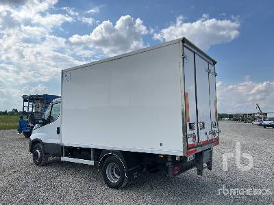 IVECO 60C15 4x2 - Camion frigorifique: photos 2 IVECO 60C15 4x2 - Camion frigorifique: photos 2