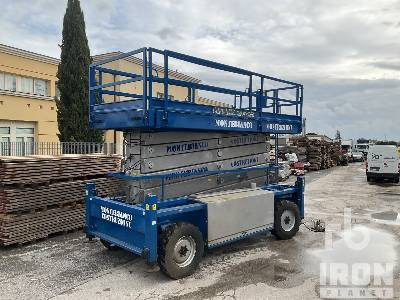 JLG 245-25 4x4 - Nacelle ciseaux: photos 1 JLG 245-25 4x4 - Nacelle ciseaux: photos 1