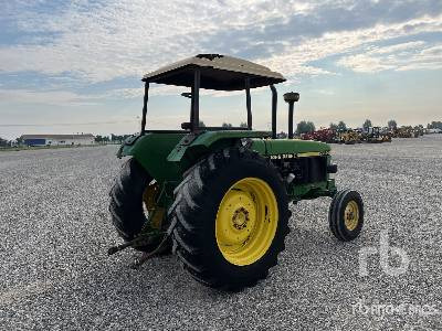 JOHN DEERE 2650 - Tracteur agricole: photos 3 JOHN DEERE 2650 - Tracteur agricole: photos 3