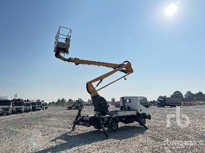NISSAN CABSTAR Snake 2112 Smart on - Camion avec nacelle: photos 3 NISSAN CABSTAR Snake 2112 Smart on - Camion avec nacelle: photos 3