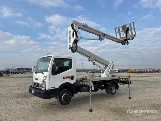 Nissan Cabstar 35.13 Bucket Truck - Camion avec nacelle: photos 1 Nissan Cabstar 35.13 Bucket Truck - Camion avec nacelle: photos 1