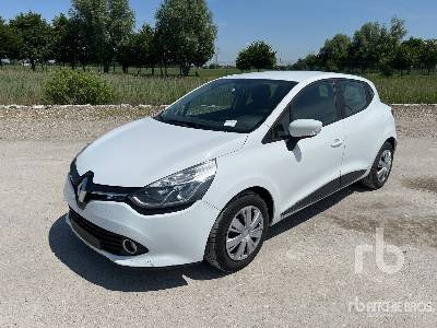 RENAULT CLIO - Voiture: photos 1 RENAULT CLIO - Voiture: photos 1