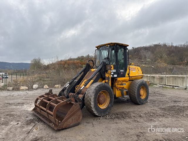 2005 JCB 416 Chargeuse Sur Pneus Wheel Loader - Chargeuse sur pneus: photos 1 2005 JCB 416 Chargeuse Sur Pneus Wheel Loader - Chargeuse sur pneus: photos 1
