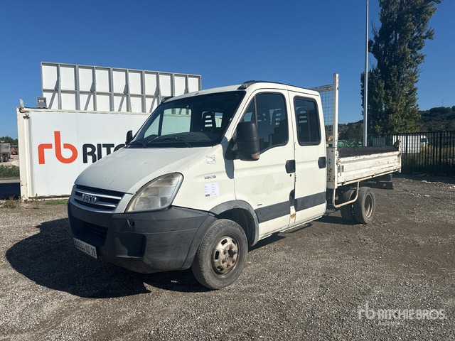 2007 Iveco 35C15 Crew Cab 4x2 Camion Benne Doubl ... S/A Dump Truck - Utilitaire benne, Utilitaire double cabine: photos 2 2007 Iveco 35C15 Crew Cab 4x2 Camion Benne Doubl ... S/A Dump Truck - Utilitaire benne, Utilitaire double cabine: photos 2