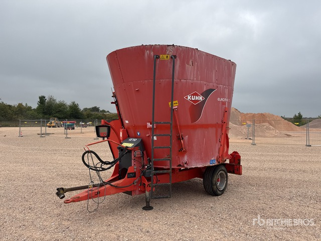 2008 Kuhn Euromix I 1270 Melangeuse Distributrice Livestock Feeder - Mélangeuse: photos 2 2008 Kuhn Euromix I 1270 Melangeuse Distributrice Livestock Feeder - Mélangeuse: photos 2