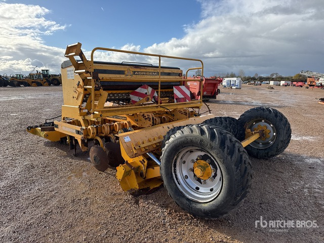 2011 Agrisem Gold 3 m Semi-Mount Dechaumeur A Dis ... Disc Harrow - Cover crop: photos 2 2011 Agrisem Gold 3 m Semi-Mount Dechaumeur A Dis ... Disc Harrow - Cover crop: photos 2