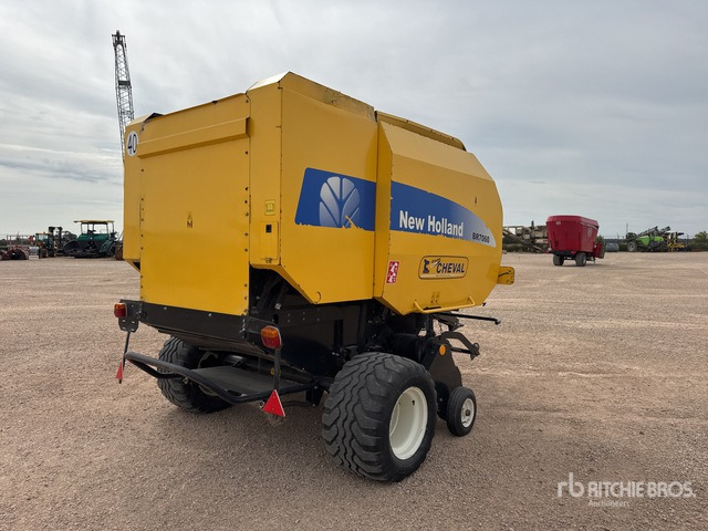 2011 New Holland BR7060 Presse A Balles Rondes Round Baler - Presse à balles rondes: photos 4 2011 New Holland BR7060 Presse A Balles Rondes Round Baler - Presse à balles rondes: photos 4