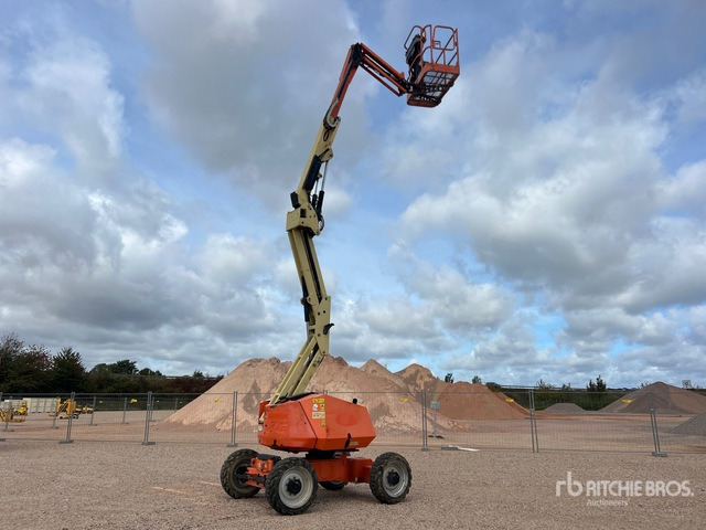 2012 JLG 340AJ 4WD Nacelle Articulee Articulating Boom Lift - Nacelle articulée: photos 3 2012 JLG 340AJ 4WD Nacelle Articulee Articulating Boom Lift - Nacelle articulée: photos 3