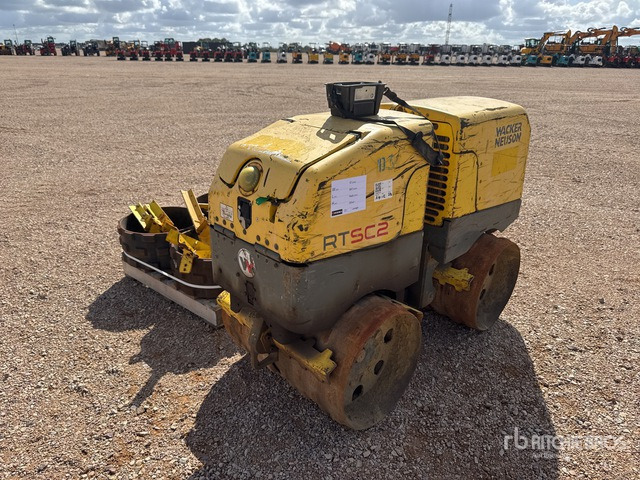 2012 Wacker RT82-SC2 Compacteur De Tranchee Pied De ... Trench Compactor - Mini compacteur: photos 3 2012 Wacker RT82-SC2 Compacteur De Tranchee Pied De ... Trench Compactor - Mini compacteur: photos 3