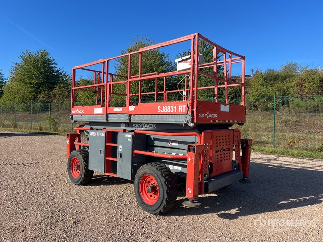 2017 Skyjack SJ8831 4x4 Nacelle Ciseaux 12 m (Inope ... Scissor Lift - Nacelle ciseaux: photos 3 2017 Skyjack SJ8831 4x4 Nacelle Ciseaux 12 m (Inope ... Scissor Lift - Nacelle ciseaux: photos 3