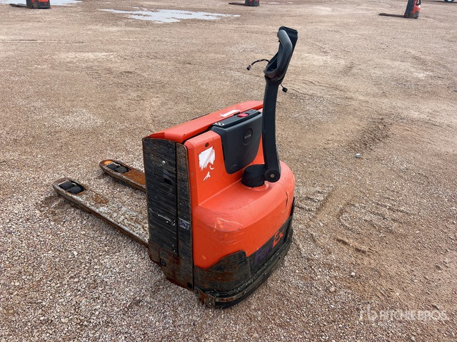 2017 Toyota LWE160 1600 kg Electric (Inoperable) Pallet Jack - Transpalette: photos 4 2017 Toyota LWE160 1600 kg Electric (Inoperable) Pallet Jack - Transpalette: photos 4