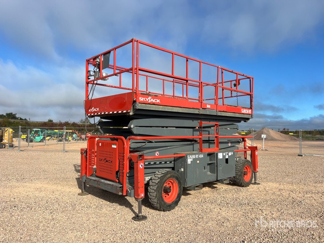 2018 Skyjack SJ9250 RT 4x4 Nacelle Ciseaux Scissor Lift - Nacelle ciseaux: photos 1 2018 Skyjack SJ9250 RT 4x4 Nacelle Ciseaux Scissor Lift - Nacelle ciseaux: photos 1