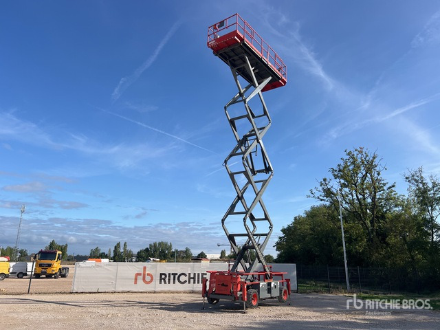 2019 Skyjack SJ9250 RT 4x4 Diesel Nacelle Ciseaux Scissor Lift - Nacelle ciseaux: photos 3 2019 Skyjack SJ9250 RT 4x4 Diesel Nacelle Ciseaux Scissor Lift - Nacelle ciseaux: photos 3