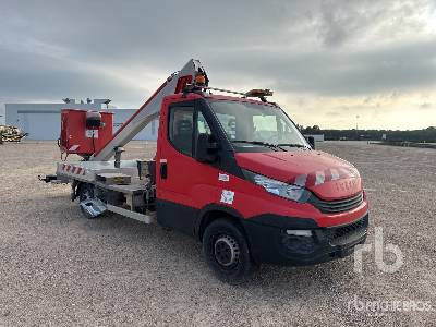 IVECO 2018 Multitel 160 ALU 16 m on C ... - Camion avec nacelle: photos 4 IVECO 2018 Multitel 160 ALU 16 m on C ... - Camion avec nacelle: photos 4