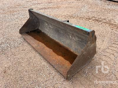 MANITOU 2200 mm - Godet: photos 2 MANITOU 2200 mm - Godet: photos 2