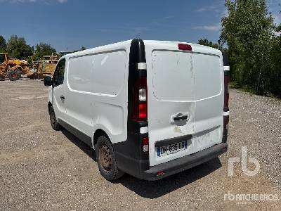 RENAULT TRAFIC Vehicule Utilitaire - Fourgon utilitaire: photos 2 RENAULT TRAFIC Vehicule Utilitaire - Fourgon utilitaire: photos 2