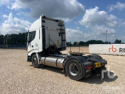 IVECO STRALIS 460 NP 4x2 Tracteur Routier Avec Couchette - Tracteur routier: photos 2 IVECO STRALIS 460 NP 4x2 Tracteur Routier Avec Couchette - Tracteur routier: photos 2