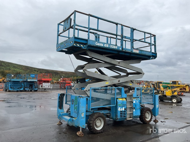 2007 Genie GS3384 4x4 Diesel Scissor Lift - Nacelle ciseaux: photos 1 2007 Genie GS3384 4x4 Diesel Scissor Lift - Nacelle ciseaux: photos 1