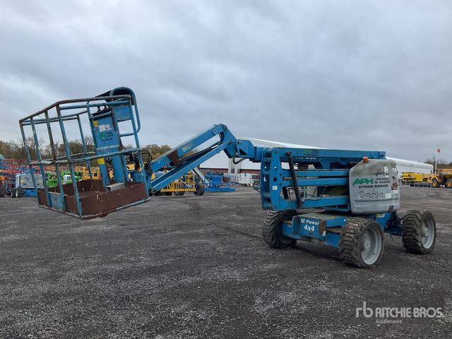 2007 Genie Z45/25 4WD Diesel (Inoperable) Articulating Boom Lift - Nacelle articulée: photos 1 2007 Genie Z45/25 4WD Diesel (Inoperable) Articulating Boom Lift - Nacelle articulée: photos 1