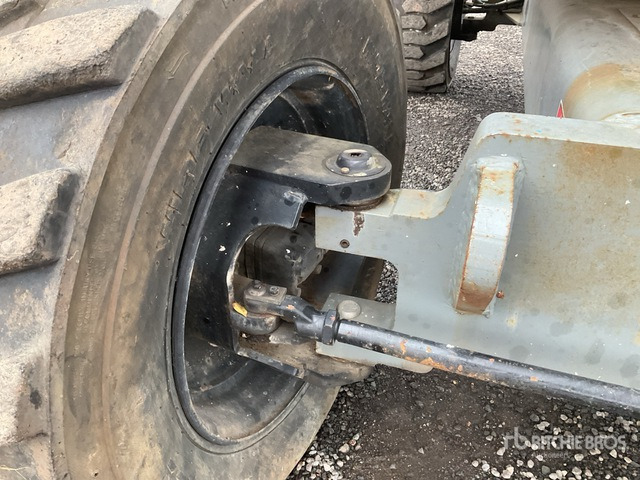 2008 Haulotte UHA20 4WD Diesel Articulating Boom Lift - Nacelle articulée: photos 3 2008 Haulotte UHA20 4WD Diesel Articulating Boom Lift - Nacelle articulée: photos 3