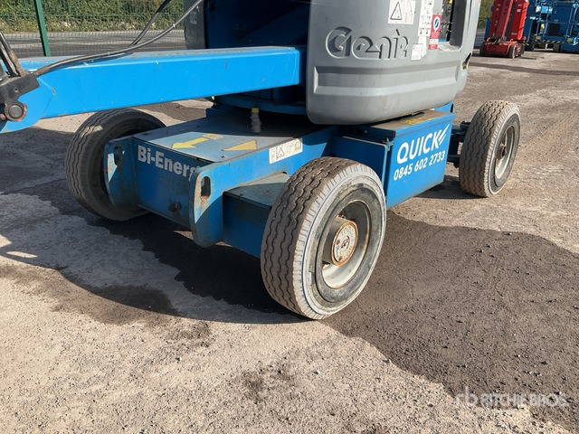 2011 Genie Z45/25J 2WD Hybrid Articulating Boom Lift - Nacelle articulée: photos 5 2011 Genie Z45/25J 2WD Hybrid Articulating Boom Lift - Nacelle articulée: photos 5