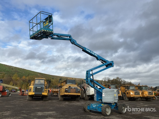 2014 Genie Z45/25 4WD Diesel Articulating Boom Lift - Nacelle articulée: photos 2 2014 Genie Z45/25 4WD Diesel Articulating Boom Lift - Nacelle articulée: photos 2
