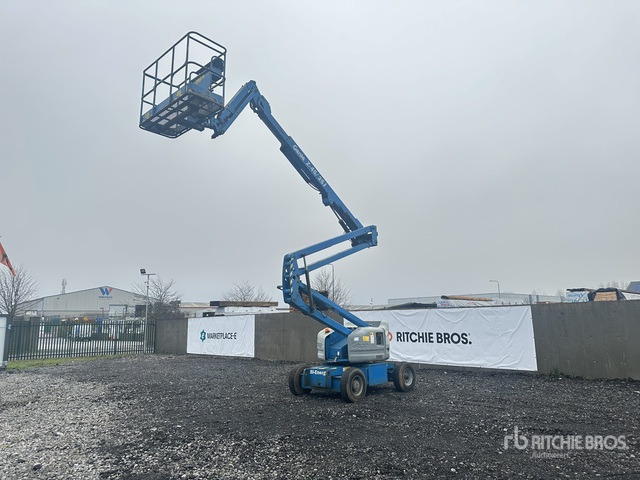 2014 Genie Z45/25J 2WD Hybrid Articulating Boom Lift - Nacelle articulée: photos 2 2014 Genie Z45/25J 2WD Hybrid Articulating Boom Lift - Nacelle articulée: photos 2