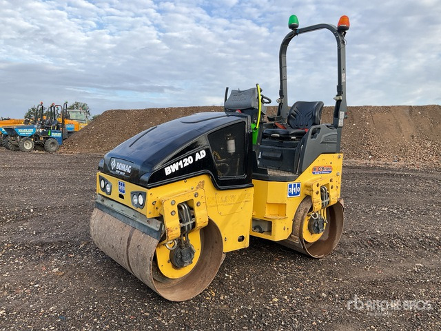 2015 Bomag 120AD-5 Double Drum Roller - Compacteur: photos 1 2015 Bomag 120AD-5 Double Drum Roller - Compacteur: photos 1
