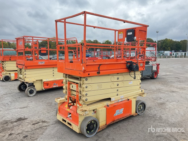 2016 JLG 10RS 2016 JLG 10RS Scissor Lift Scissor Lift - Nacelle ciseaux: photos 3 2016 JLG 10RS 2016 JLG 10RS Scissor Lift Scissor Lift - Nacelle ciseaux: photos 3