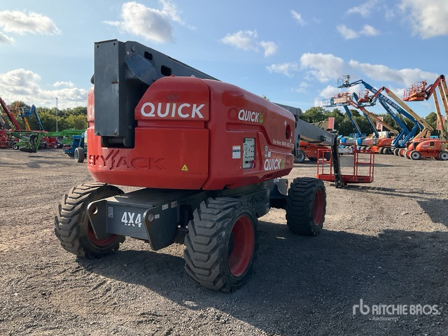2017 Skyjack SJ85AJ 4WD Diesel Articulating Boom Lift - Nacelle articulée: photos 4 2017 Skyjack SJ85AJ 4WD Diesel Articulating Boom Lift - Nacelle articulée: photos 4