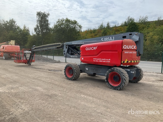 2017 Skyjack SJ85AJ 4WD Diesel Articulating Boom Lift - Nacelle articulée: photos 3 2017 Skyjack SJ85AJ 4WD Diesel Articulating Boom Lift - Nacelle articulée: photos 3