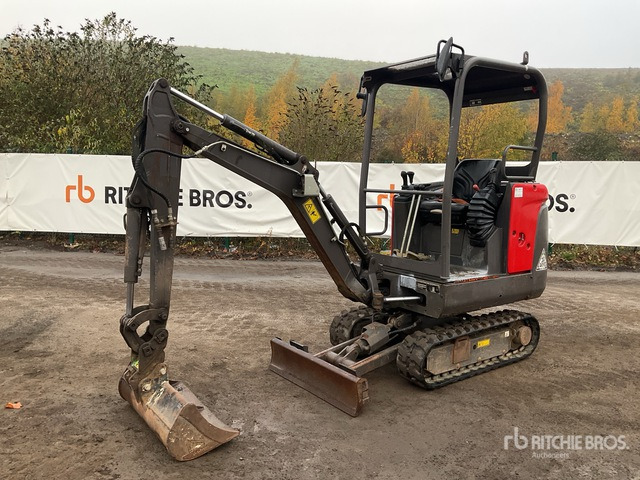 2017 Volvo EC18D Mini Excavator: <6.6t - Mini pelle: photos 2 2017 Volvo EC18D Mini Excavator: <6.6t - Mini pelle: photos 2
