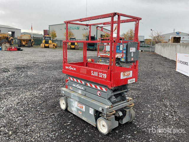 2018 Skyjack SJIII3219 2018 Skyjack SJ3219 Scissor Lift Scissor Lift - Nacelle ciseaux: photos 4 2018 Skyjack SJIII3219 2018 Skyjack SJ3219 Scissor Lift Scissor Lift - Nacelle ciseaux: photos 4