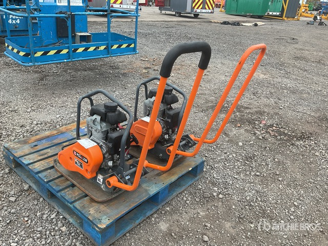 2019 Belle LC3251 Steel Plates Vibratory Plate Compactor - Plaque vibrante: photos 4 2019 Belle LC3251 Steel Plates Vibratory Plate Compactor - Plaque vibrante: photos 4