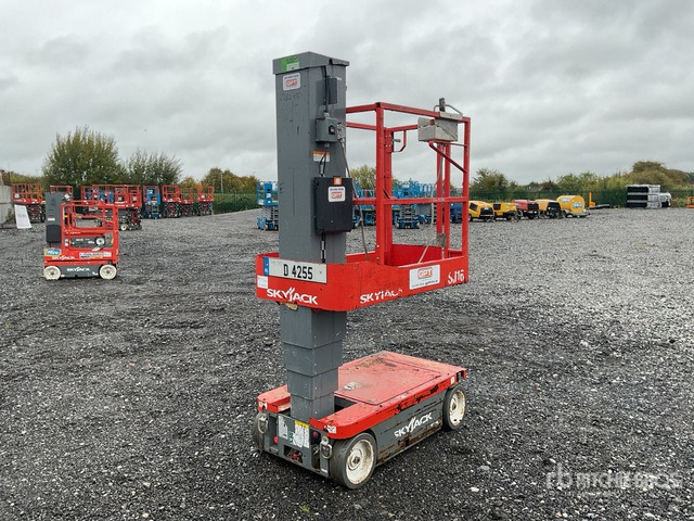 2019 Skyjack SJ16 2019 Skyjack SJ16 Vertical Mast Lift Vertical Mast Lift - Nacelle à mât vertical: photos 3 2019 Skyjack SJ16 2019 Skyjack SJ16 Vertical Mast Lift Vertical Mast Lift - Nacelle à mât vertical: photos 3