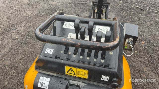 2020 JCB HTD05 0.5 ton Hi-Tip Crawler Dumper - Tombereau sur chenilles: photos 5 2020 JCB HTD05 0.5 ton Hi-Tip Crawler Dumper - Tombereau sur chenilles: photos 5