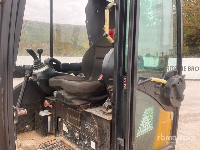 2021 JCB 8026CTS 2021 JCB 8026 cts Tracked Excavator Mini Excavator: <6.6t - Mini pelle: photos 5 2021 JCB 8026CTS 2021 JCB 8026 cts Tracked Excavator Mini Excavator: <6.6t - Mini pelle: photos 5