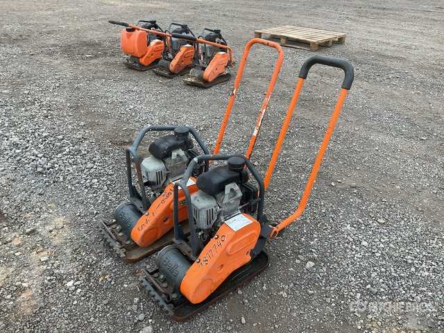 Belle LC3251 Vibratory Plate Compactor - Plaque vibrante: photos 2 Belle LC3251 Vibratory Plate Compactor - Plaque vibrante: photos 2