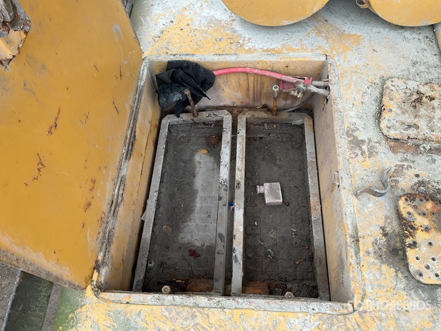 Cat 771D - Tombereau rigide: photos 4 Cat 771D - Tombereau rigide: photos 4