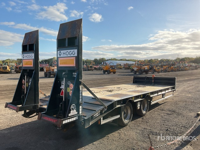 Hogg Engineering Fast Tow - Remorque porte-engin surbaissée: photos 3 Hogg Engineering Fast Tow - Remorque porte-engin surbaissée: photos 3