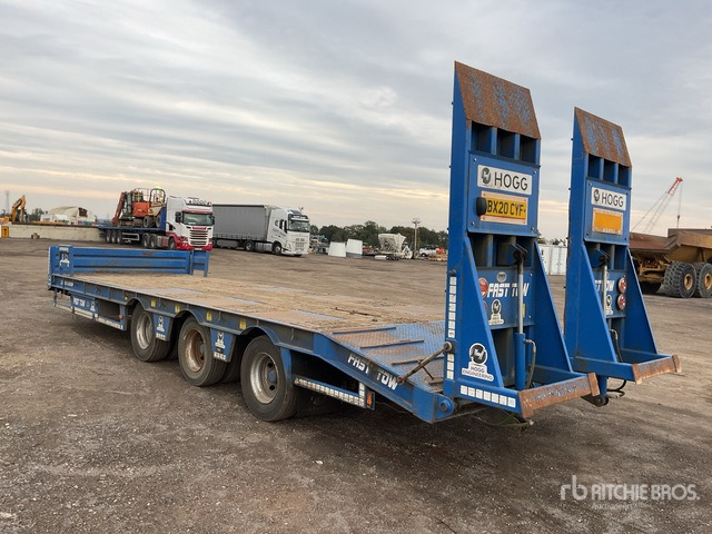 Hogg Engineering Flatbed Trailer - Remorque porte-engin surbaissée: photos 5 Hogg Engineering Flatbed Trailer - Remorque porte-engin surbaissée: photos 5