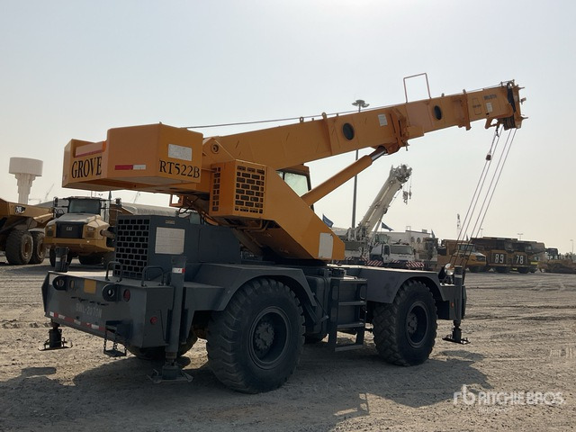 1999 Grove RT522B 22 ton 4x4x4 Rough Terrain Crane - Grue automotrice lente: photos 4 1999 Grove RT522B 22 ton 4x4x4 Rough Terrain Crane - Grue automotrice lente: photos 4