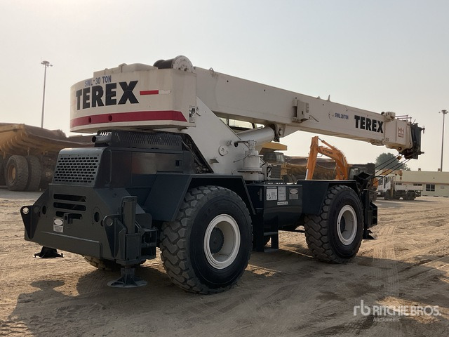 2000 Terex RT230 30 ton 4x4x4 Rough Terrain Crane - Grue automotrice lente: photos 4 2000 Terex RT230 30 ton 4x4x4 Rough Terrain Crane - Grue automotrice lente: photos 4