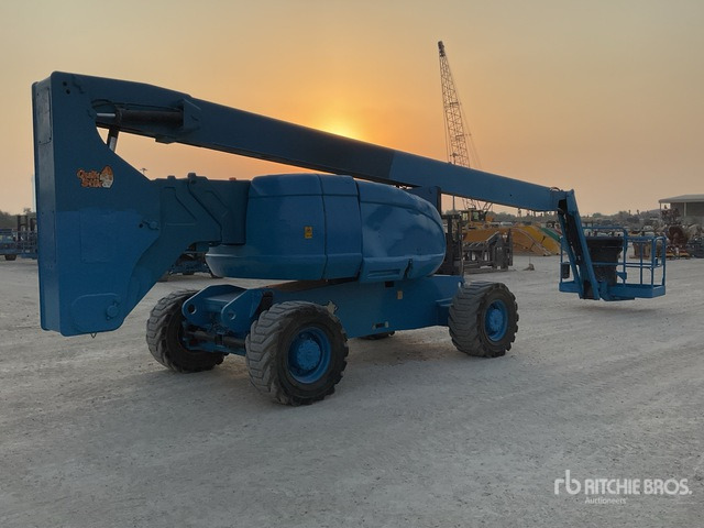 2005 JLG 800AJ 4WD Diesel Articulating Boom Lift - Nacelle articulée: photos 4 2005 JLG 800AJ 4WD Diesel Articulating Boom Lift - Nacelle articulée: photos 4
