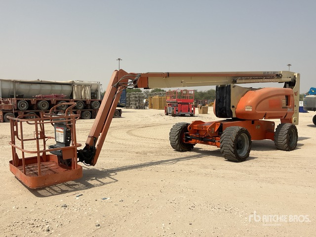 2005 JLG 800AJ 4WD Diesel Articulating Boom Lift - Nacelle articulée: photos 2 2005 JLG 800AJ 4WD Diesel Articulating Boom Lift - Nacelle articulée: photos 2