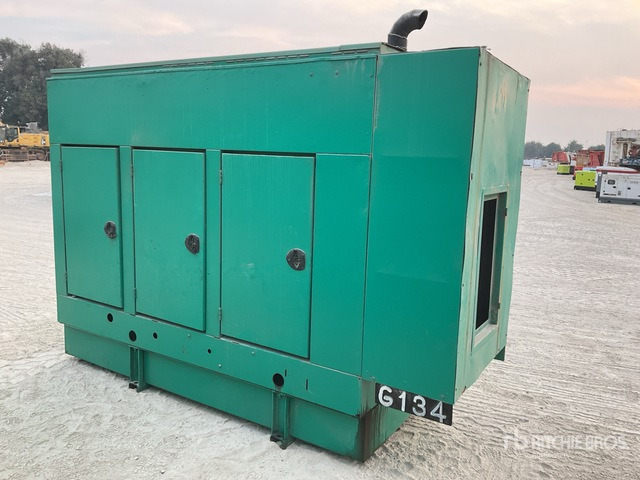 2007 Cummins C110D54 110 kVA Skid-Mounted Generator Set - Groupe électrogène: photos 3 2007 Cummins C110D54 110 kVA Skid-Mounted Generator Set - Groupe électrogène: photos 3